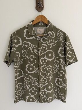 coastal floral camp shirt olive textured resortwear folk medium